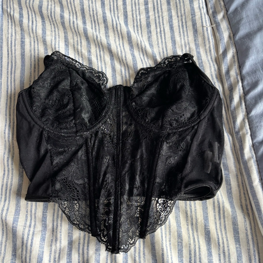 Elegant Black Lace Bustier